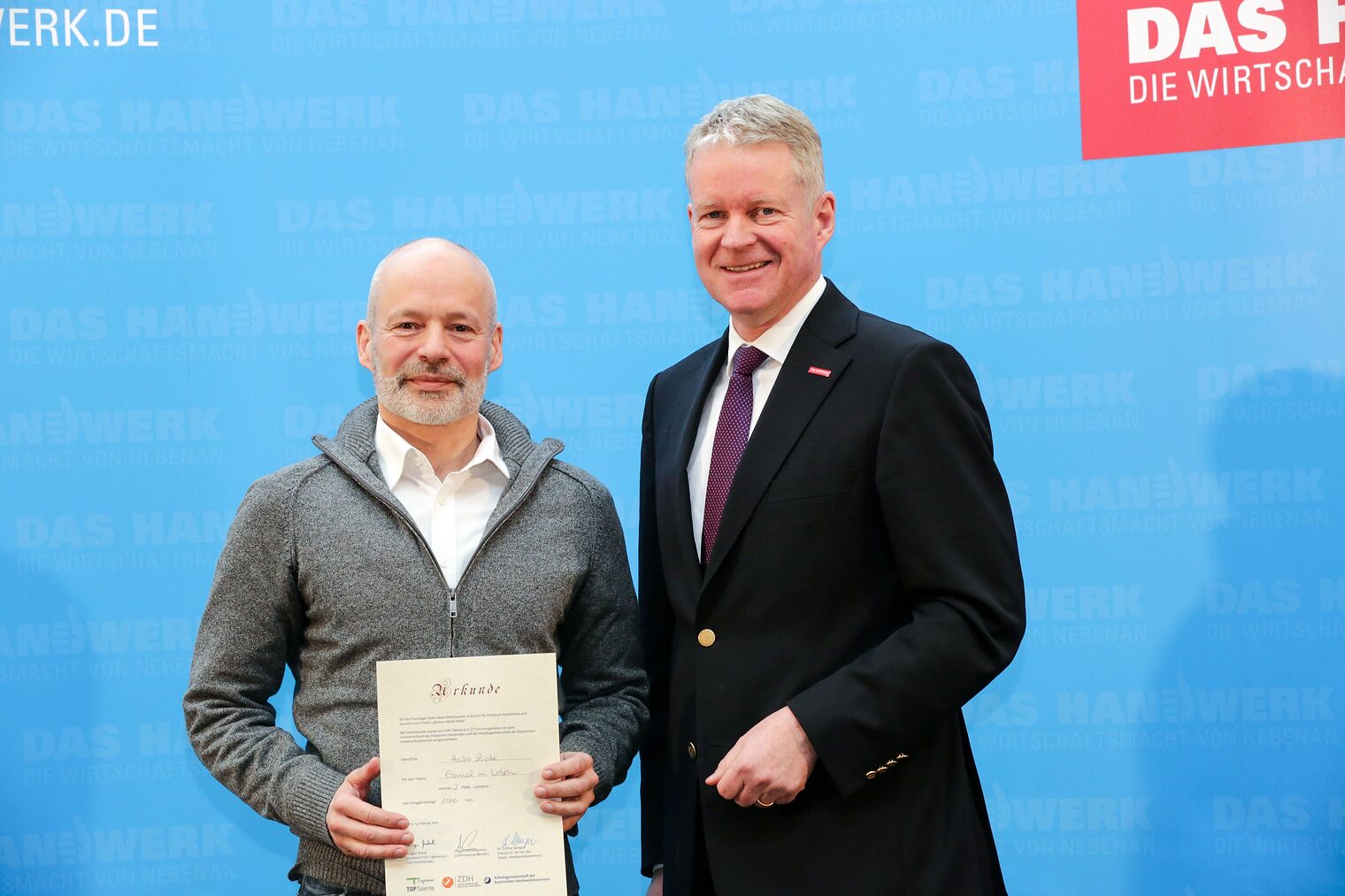 v.li. Heiko Zupke, 2. Preis, Holger Schwannecke (ZDH Generalsekretär)