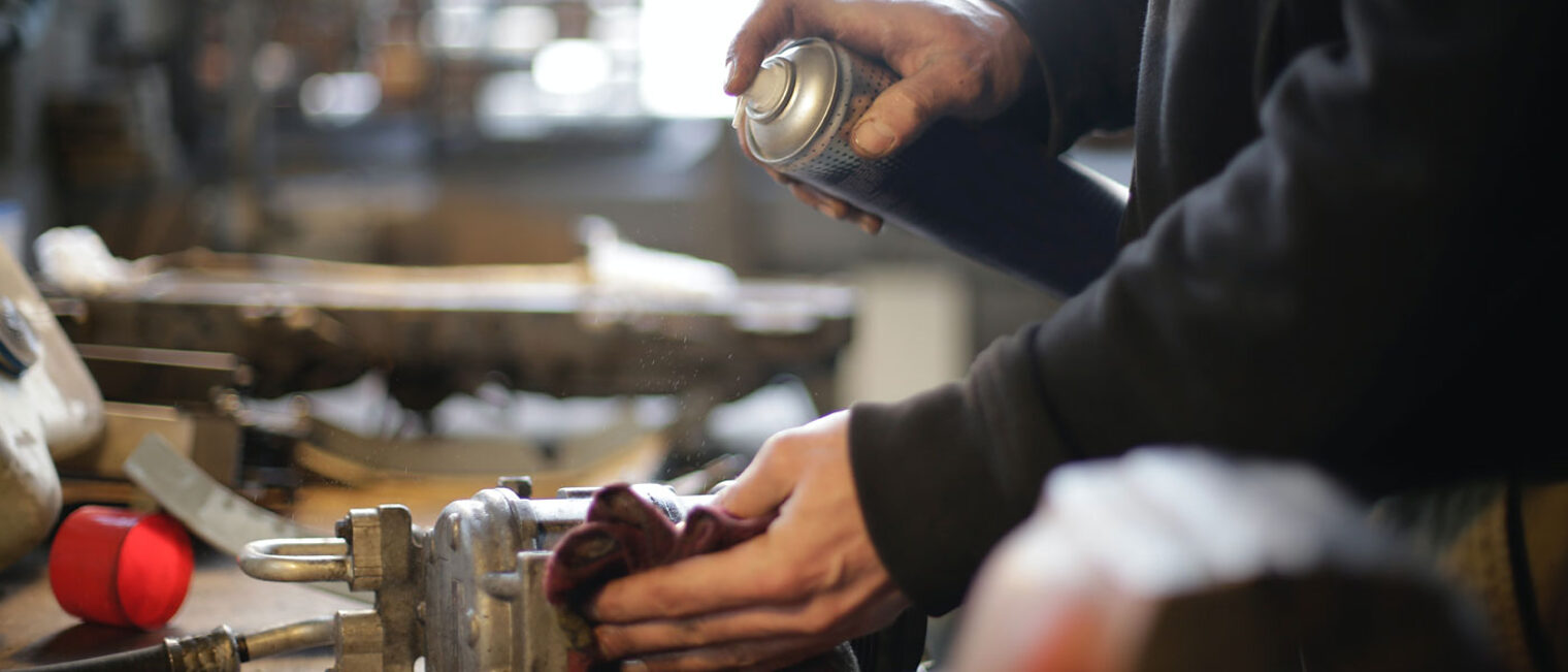 Hand Werkstatt Dose Spray Technik