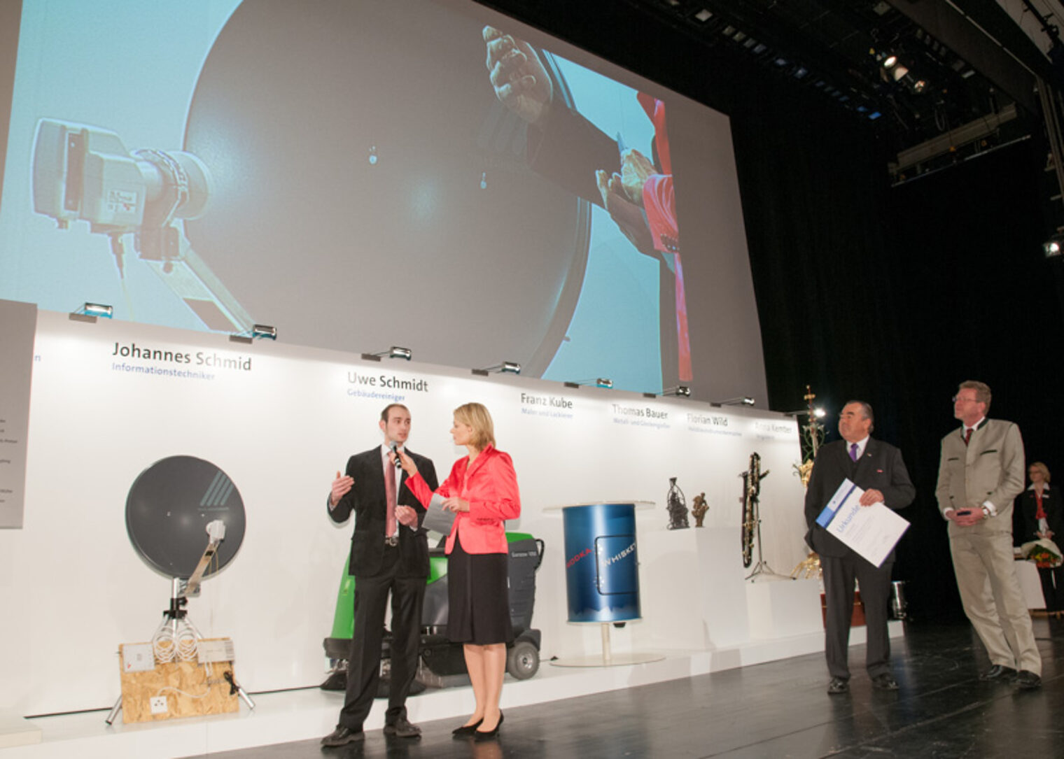 Die Jahresbestmeister auf der Meisterfeier 2012 der Handwerkskammer für München und Oberbayern.