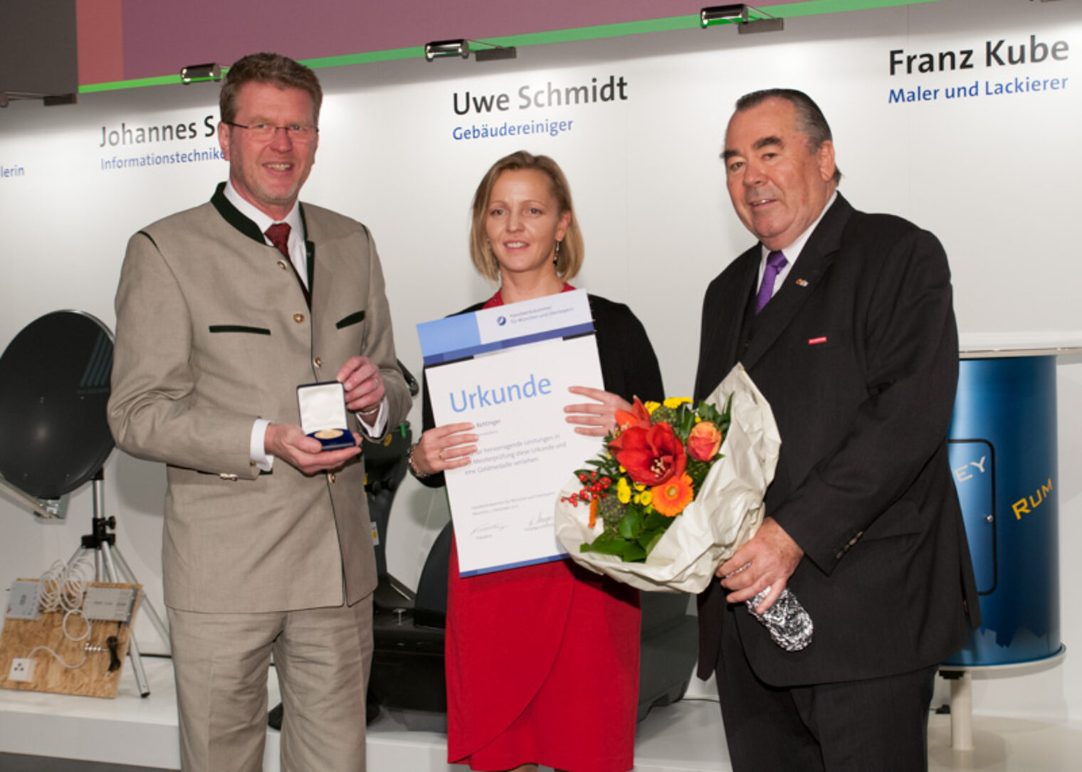 Die Jahresbestmeister auf der Meisterfeier 2012 der Handwerkskammer für München und Oberbayern.