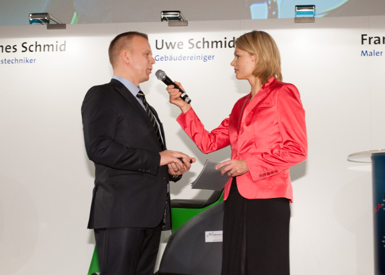 Die Jahresbestmeister auf der Meisterfeier 2012 der Handwerkskammer für München und Oberbayern.