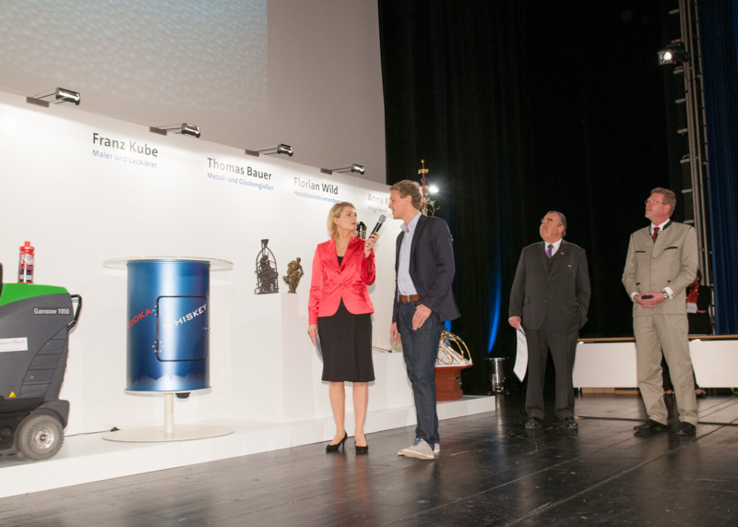 Die Jahresbestmeister auf der Meisterfeier 2012 der Handwerkskammer für München und Oberbayern.