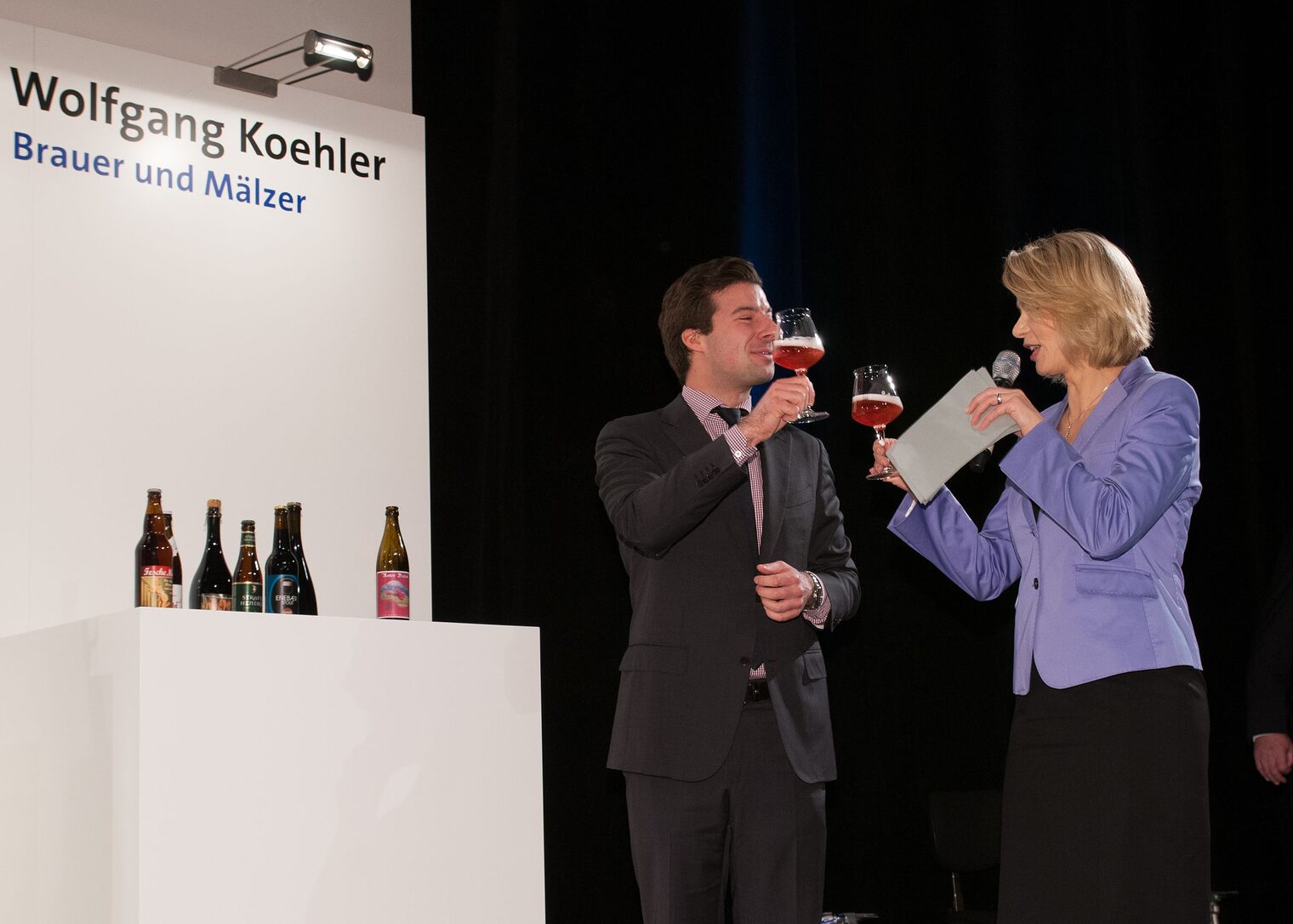 Bilder während der Meisterfeier 2013 am 30. November im ICM Bilder während der Meisterfeier 2013 am 30. November im ICM
